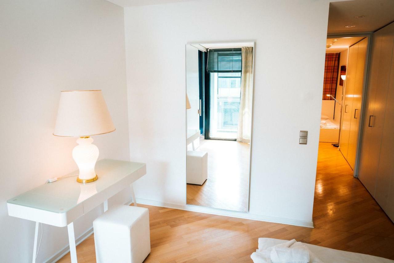 Apartment Sony Center *